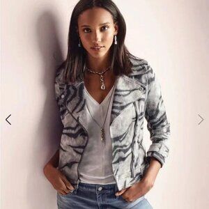 WHBM White House Black Market Zebra Grey and Black Jean Jacket 8